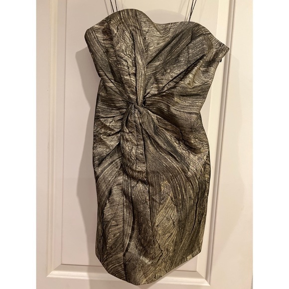 Nwt HAUTE HIPPIE METALLIC SIDEZIP STRAPLESS DRESS - SIZE S - Picture 2 of 5